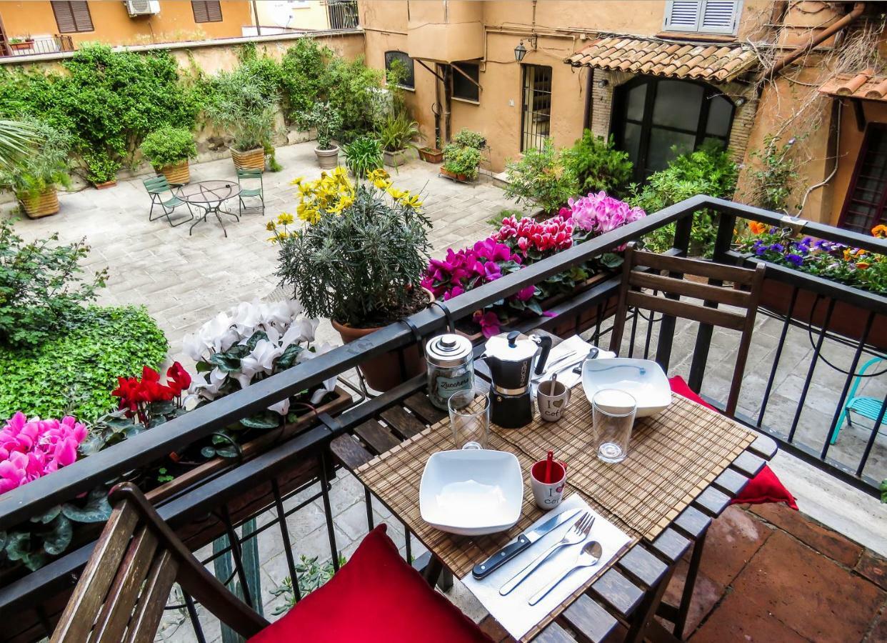 Casa Del Moro - Romantic Loft In Trastevere Экстерьер фото